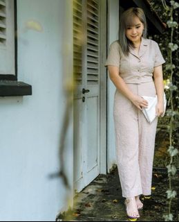 (Category: ) located in . Submitted by aeyaeysg (Listing ID 1185795883, Image 1). Description: .