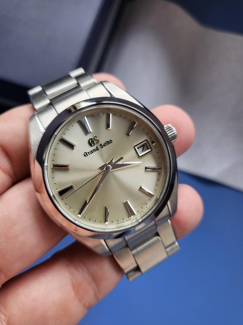 Grand Seiko Heritage SBGV221 Champagne 9F 40mm Quartz, Luxury, Watches on  Carousell