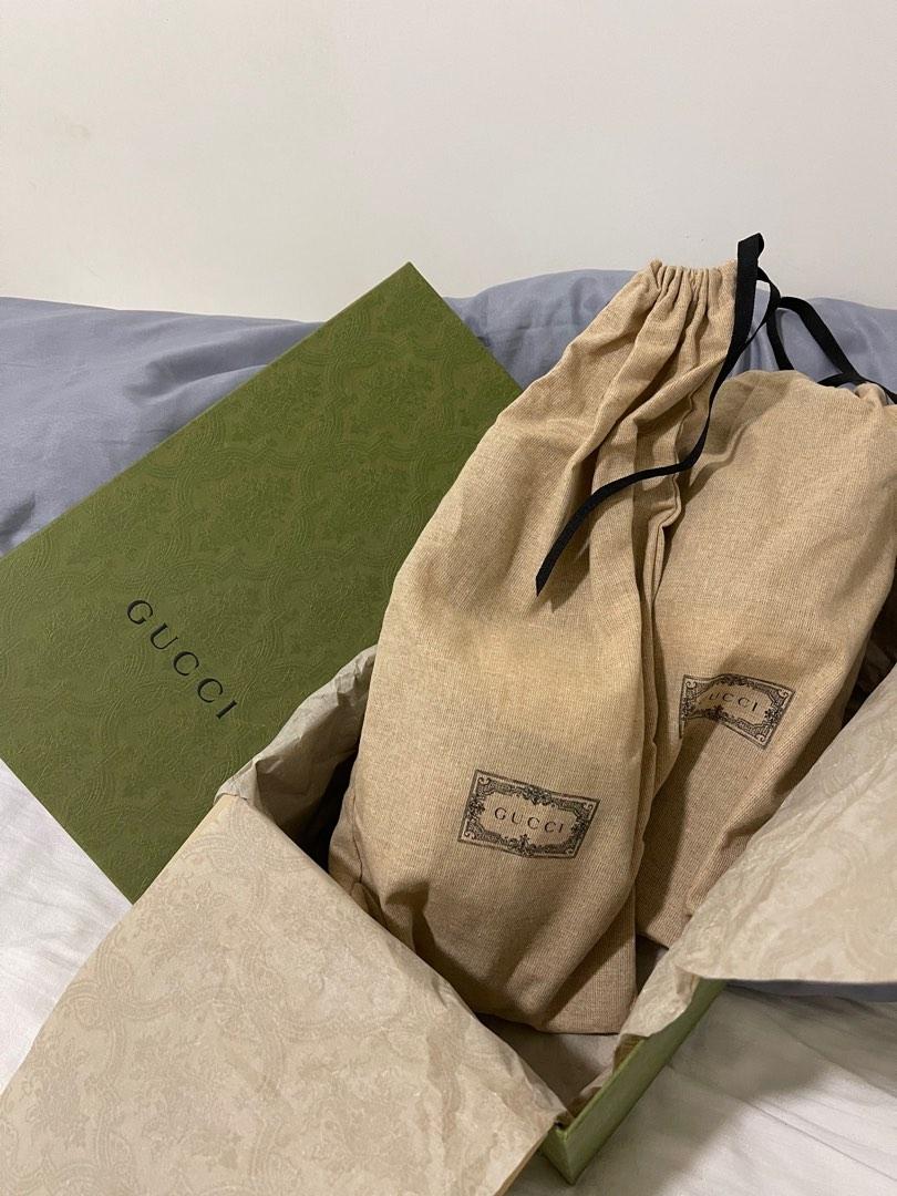 Gucci slides outlet dust bag