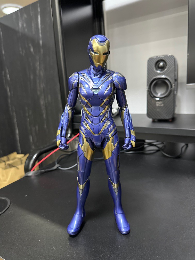 Hot toys loose rescue, Hobbies & Toys, Toys & Games on Carousell