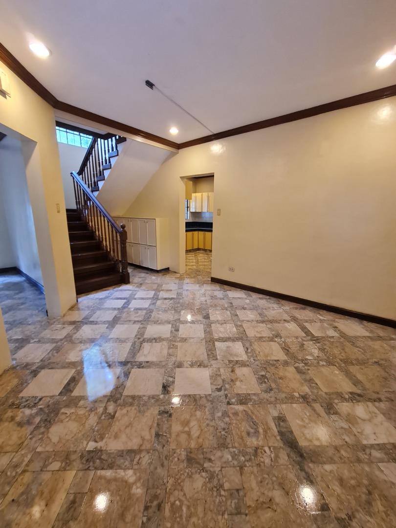 House and lot with Large open area for rent in Valle Verde 6, Pasig