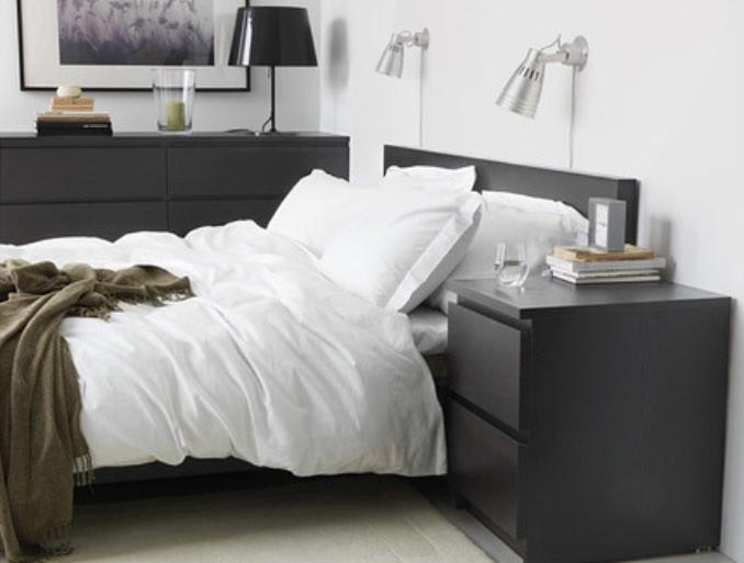 IKEA MALM bedside table, 傢俬＆家居, 傢俬, 書櫃、櫃子及架 on Carousell