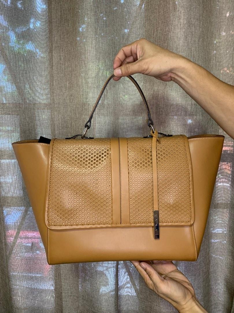 Innue purse italy store