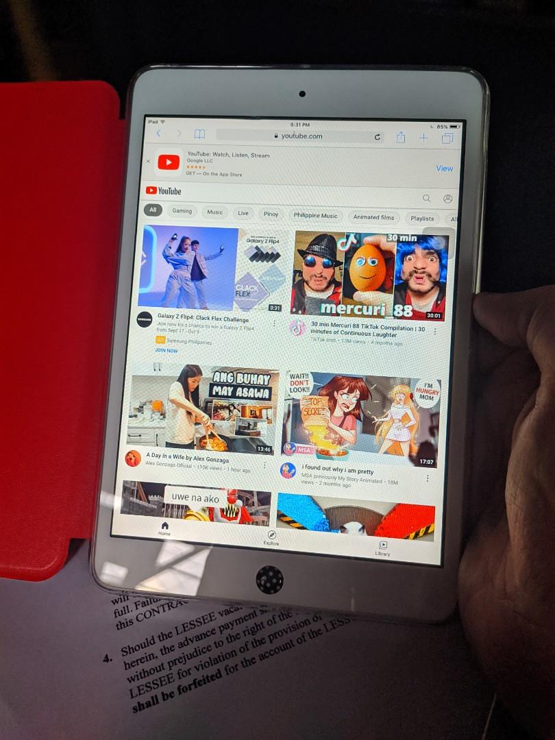 Ipad mini 1 32gb (Category: iPad) located in Quezon City. Submitted by gadgetsun (Listing ID 1185898929, Image 2). Description: Overall smooth no dents. *home button stuckup(meron naman virtual home button) some dust inside the touchscreen hindi naman halata pag naka on. The rest ok na. Ok touchscreen, ok lcd, ok wifi and bluetooth, no apple id reset all you want.