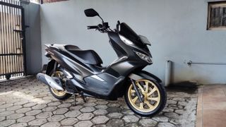 (Kategori: ) berada di . Dikirim oleh 2ndcolection (ID iklan 1185745202, Gambar 1). Deskripsi: .