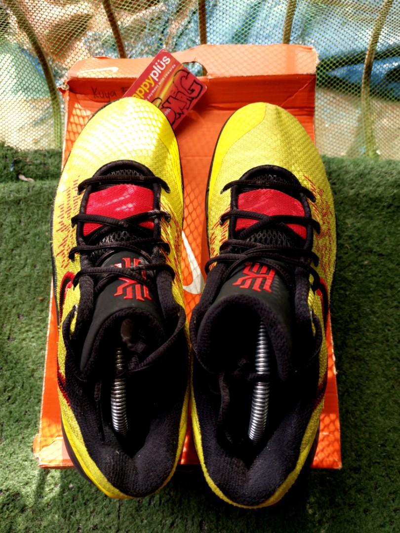 Kyrie low flytrap 2