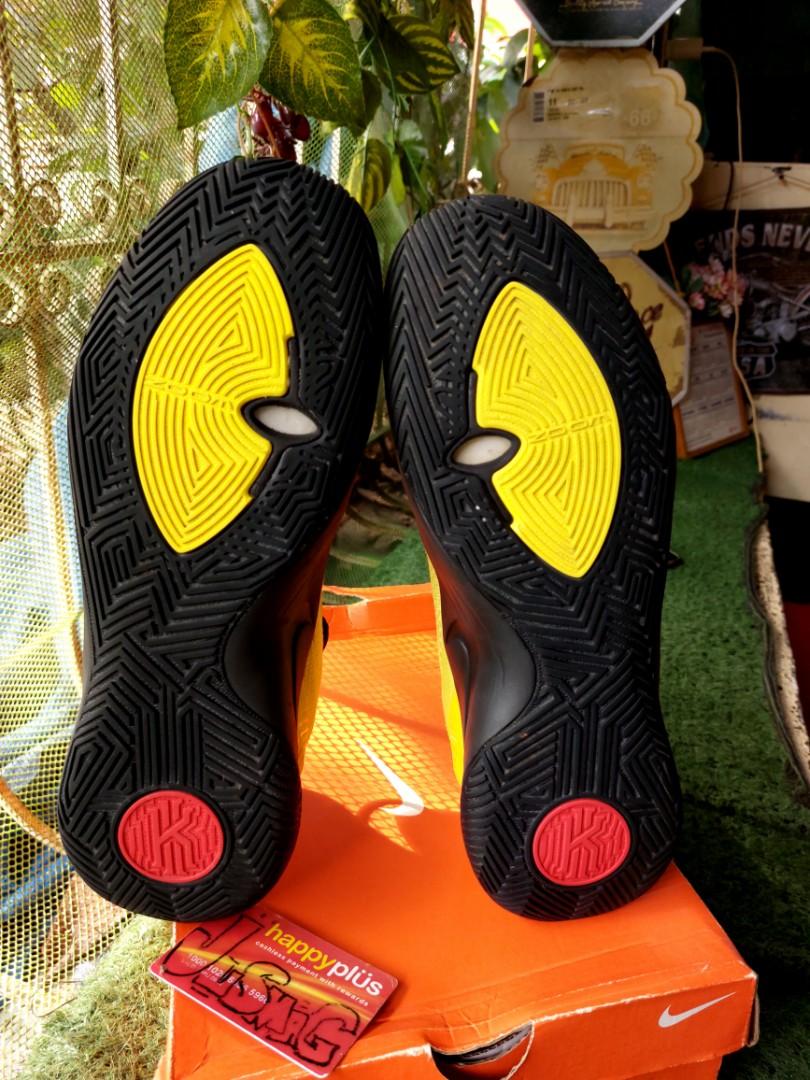 Kyrie low flytrap 2
