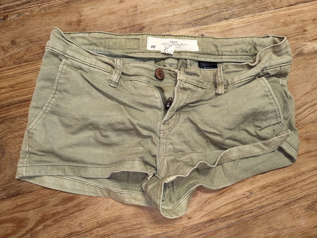 Label of Graded Goods Olive Army Green Shorts, Women's Fashion, Bottoms ...