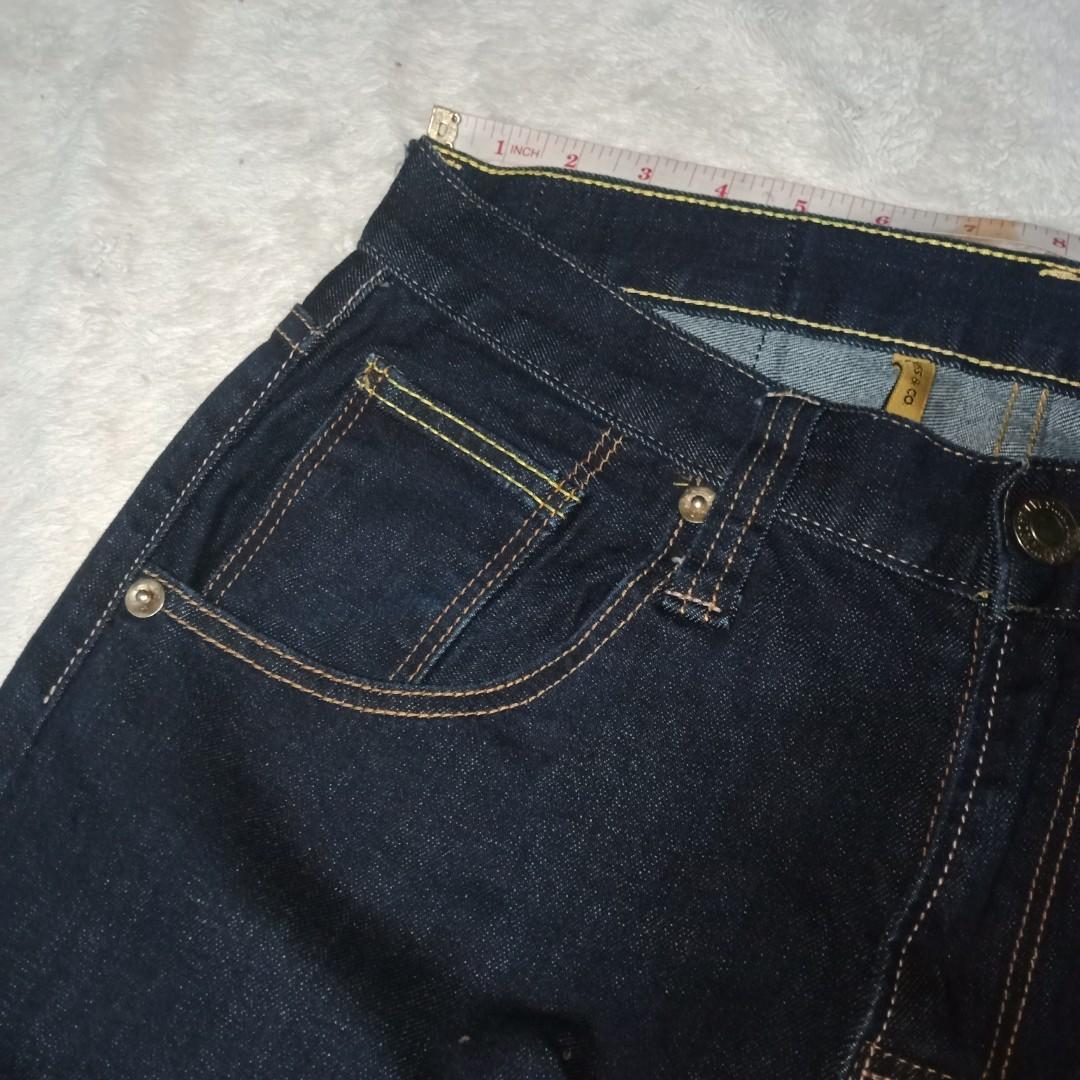 Levis 504, Men's Fashion, Bottoms, Jeans on Carousell