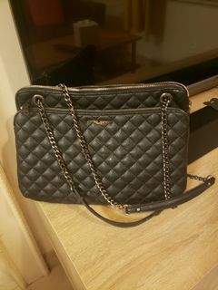 （分類：）位於 。 由 kitt_ta 提交（商品編號 1185821945，圖片 1）。簡介： 。