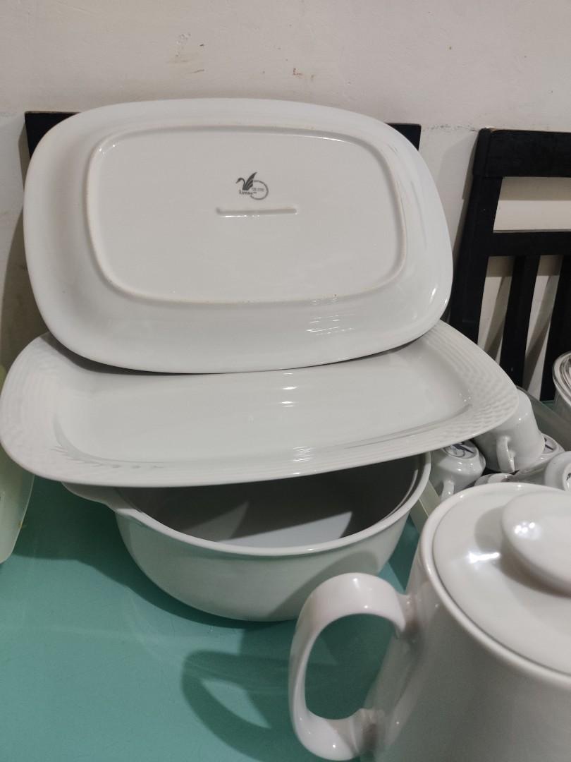 Lynns Fine China Dinnerware set, Furniture & Home Living, Kitchenware