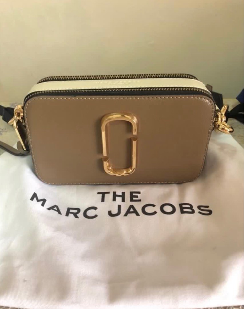 Marc Jacobs Camera Bag, Women's Fashion, Bags & Wallets, Crossbody