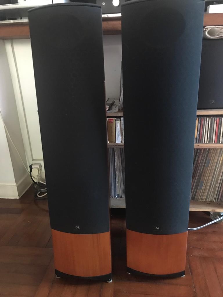 Martin Logan Mosaic Speakers Soundbar