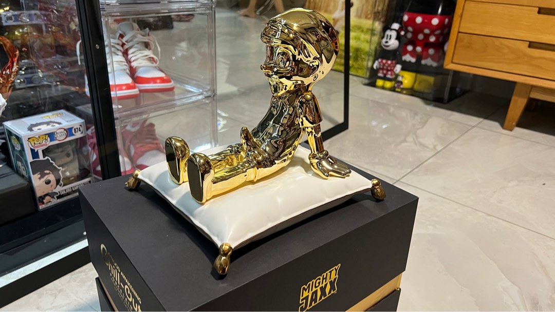 Juce Gace Mighty Jaxx A Wood Awakening Chill-Out: Porcelain Figure Gold Chrome Edition 2