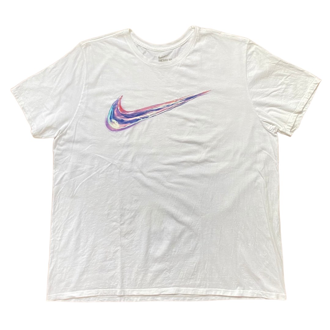 swoosh nike tee