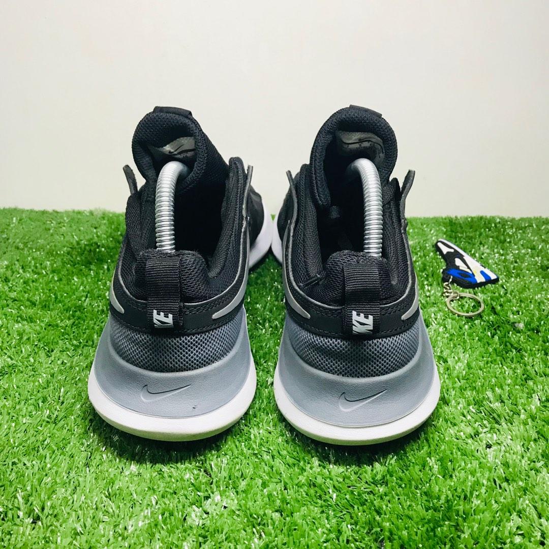 NIKE TESSEN USED ITEM BUNDLE SNEAKER JOGGING RUNNING SHOES