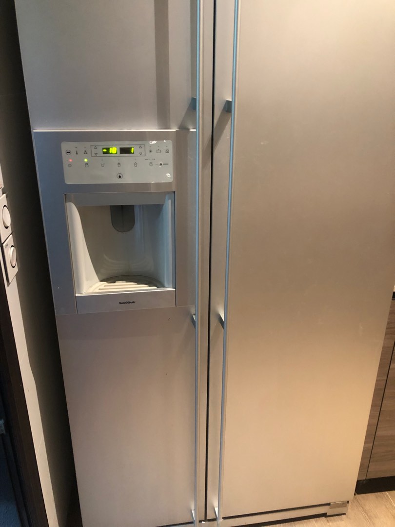 Not working well Gaggenau 2 Door Fridge, TV & Home Appliances, Kitchen