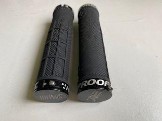 Nukeproof handle grip