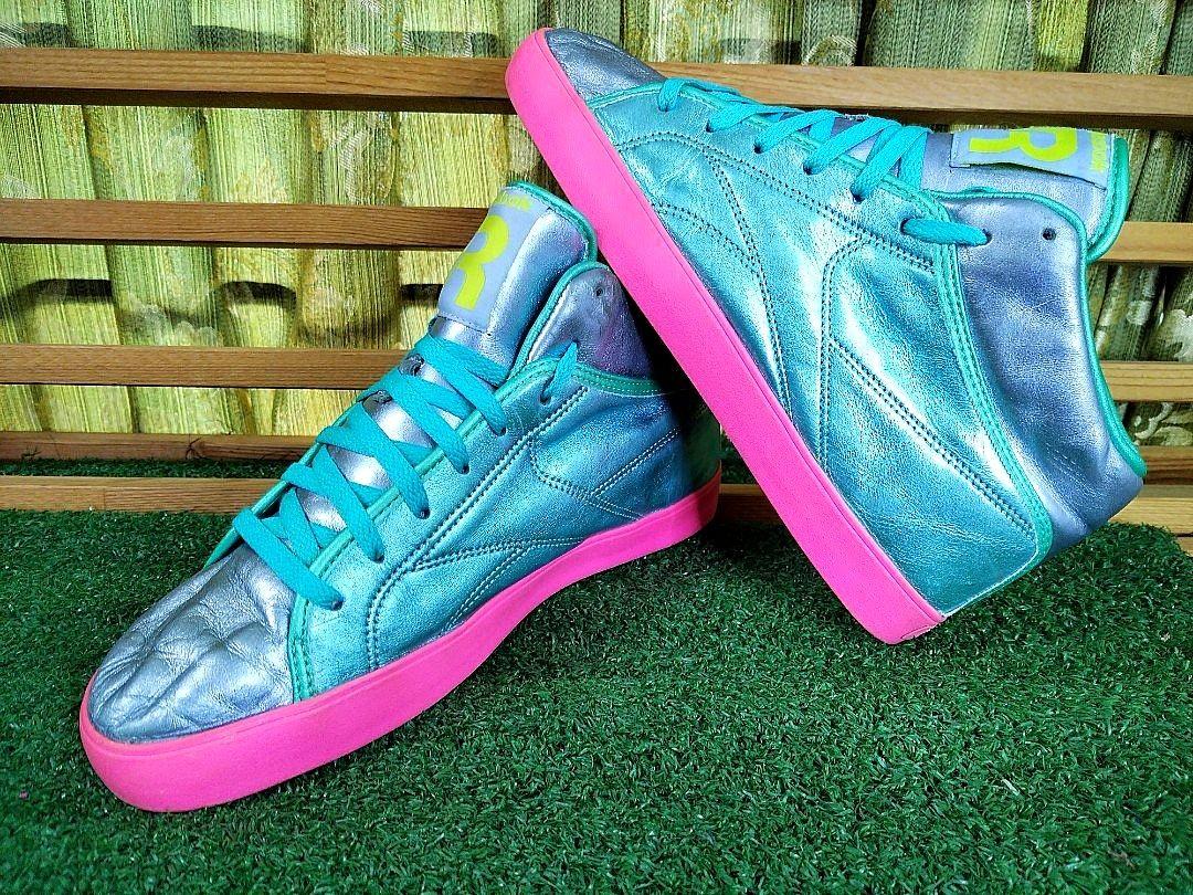 T raww shoes top
