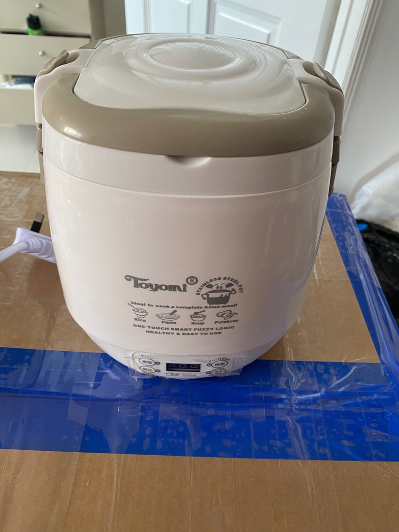 Rice Cooker, TV & Home Appliances, Kitchen Appliances, Cookers on Carousell