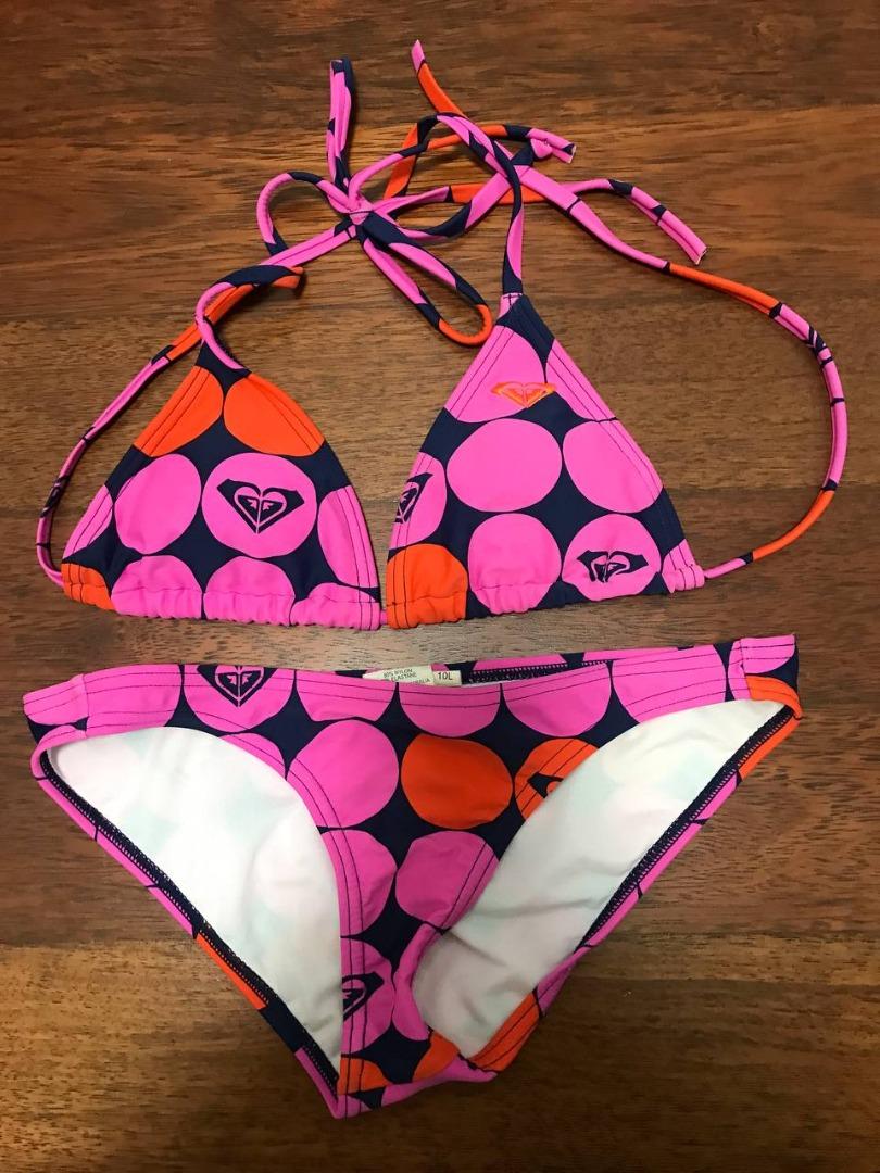 Roxy sexy bikini (Category: Bikinis & Swimsuits) located in Ayer Itam. Submitted by ShoppingQueen9 (Listing ID 1185880708, Image 3). Description: This is limited edition roxy bikini wear few times only, like new, took photo already so wanted to sell it. can refer my rating, i always shopping buy things , then after few times use i sell it at rugi price. enjoy shopping :D.