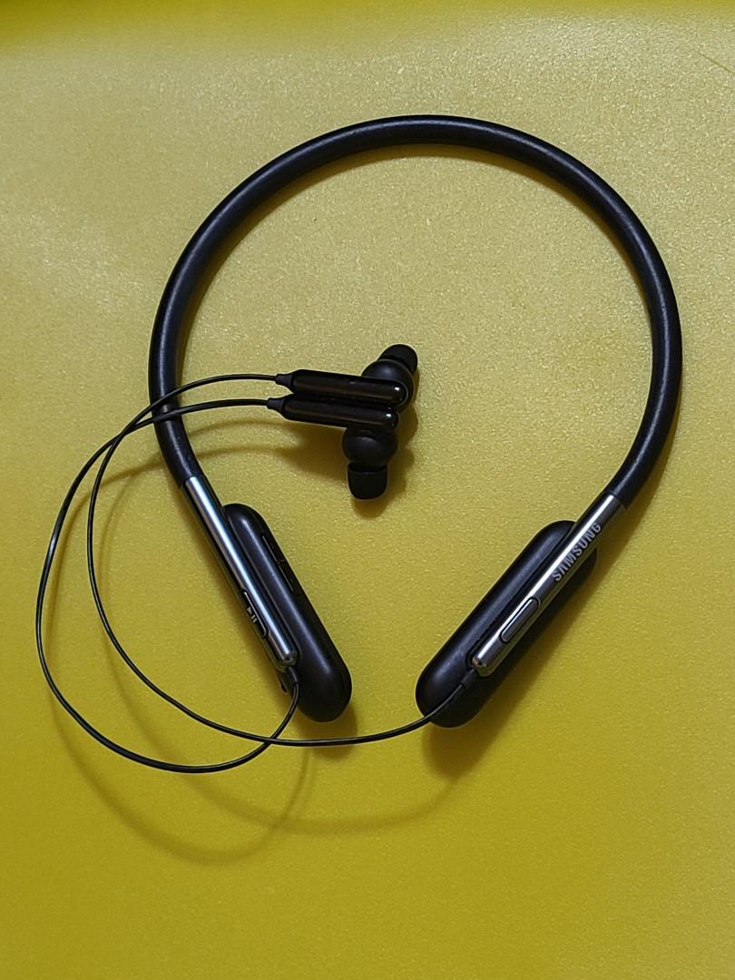 Samsung EO BG950 Bluetooth earphones Carousell