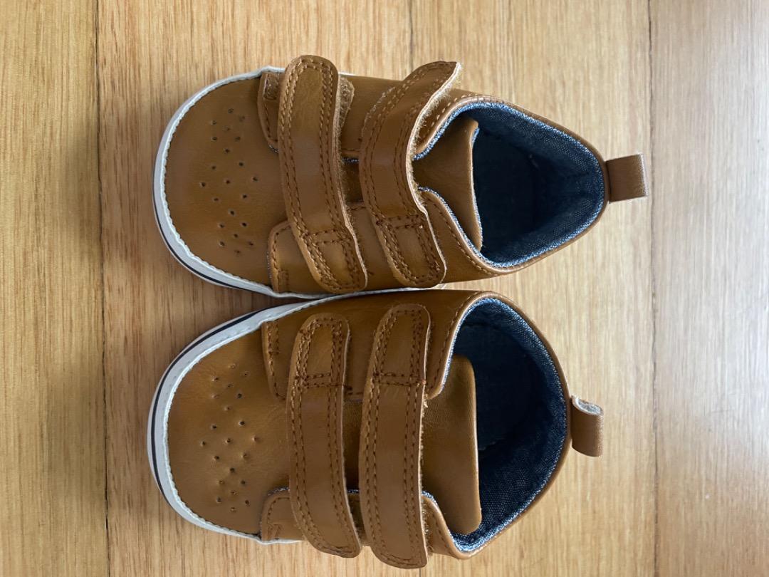Pre walkers size 3 top