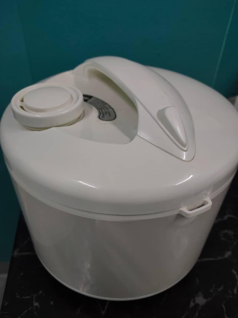 SINGER Electric Rice Cooker 1.8L Periuk Nasi Elektrik, TV & Home