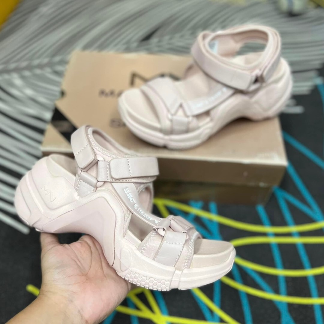 Skechers Neo Block Didi Sandals Nude Pink Women s Fashion