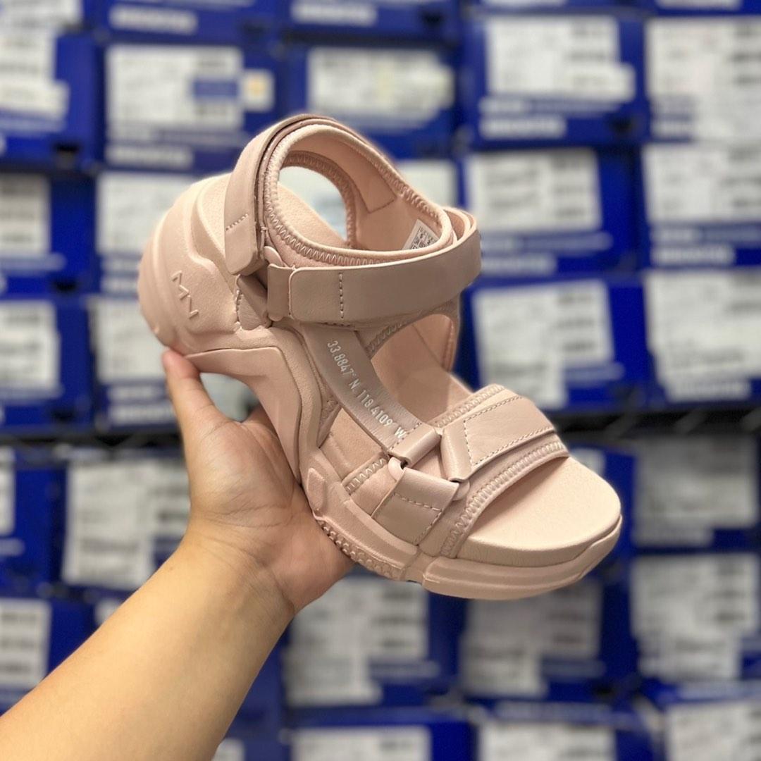 Skechers neo on sale block sandals