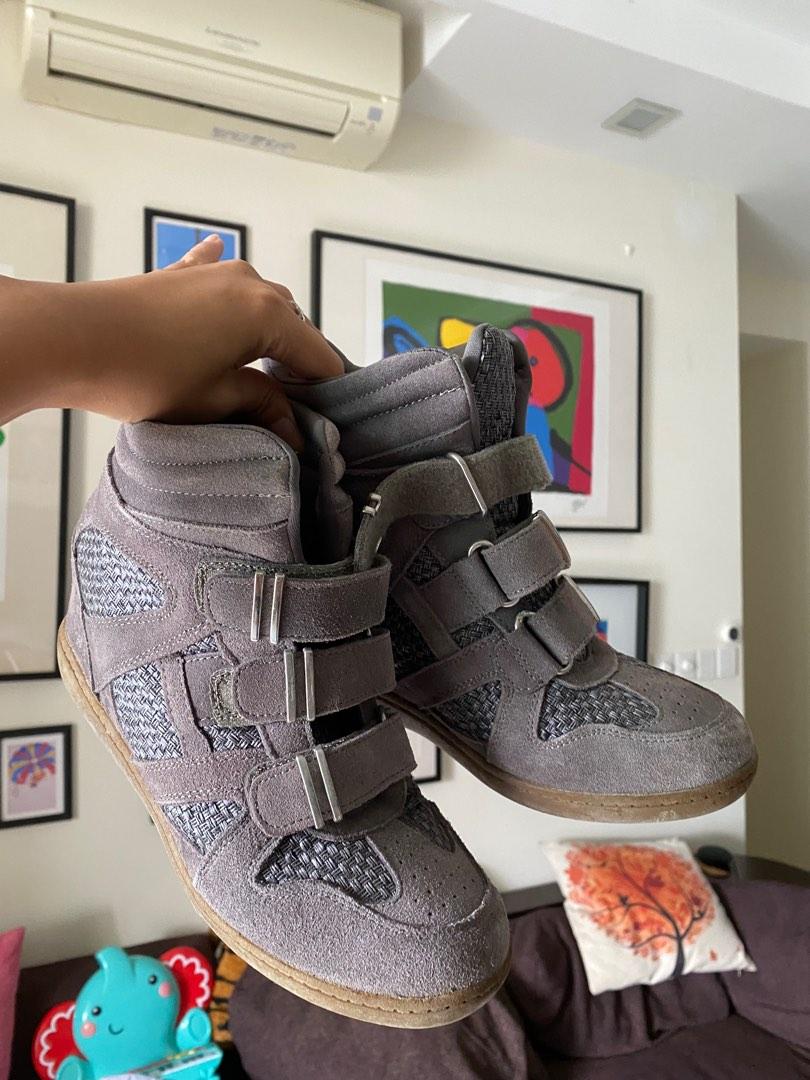 Skechers high heels sneakers store