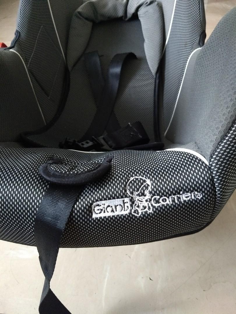 Slightly used car Babies & Kids, Going Out, Car Seats on