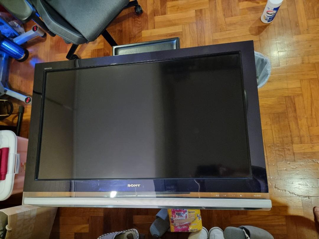 Sony Bravia 40in TV with built in soundbar KDL 40Z4500