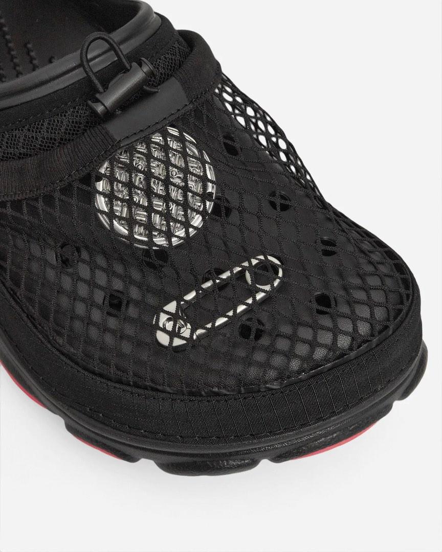 Staple x Crocs All-Terrain Clog Homing Pigeon Black, 男裝, 鞋