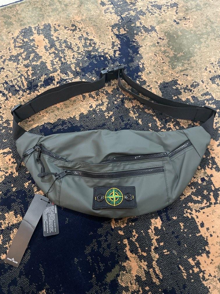 Stone island logo waist pack online