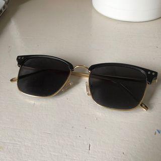 Sunnies black shades sunglasses