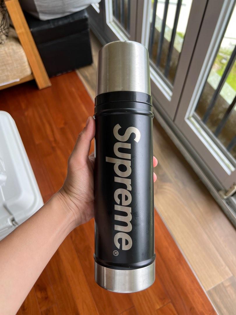 Supreme x Stanley Classic Bottle FW19, 傢俬＆家居, 廚具和餐具, 廚