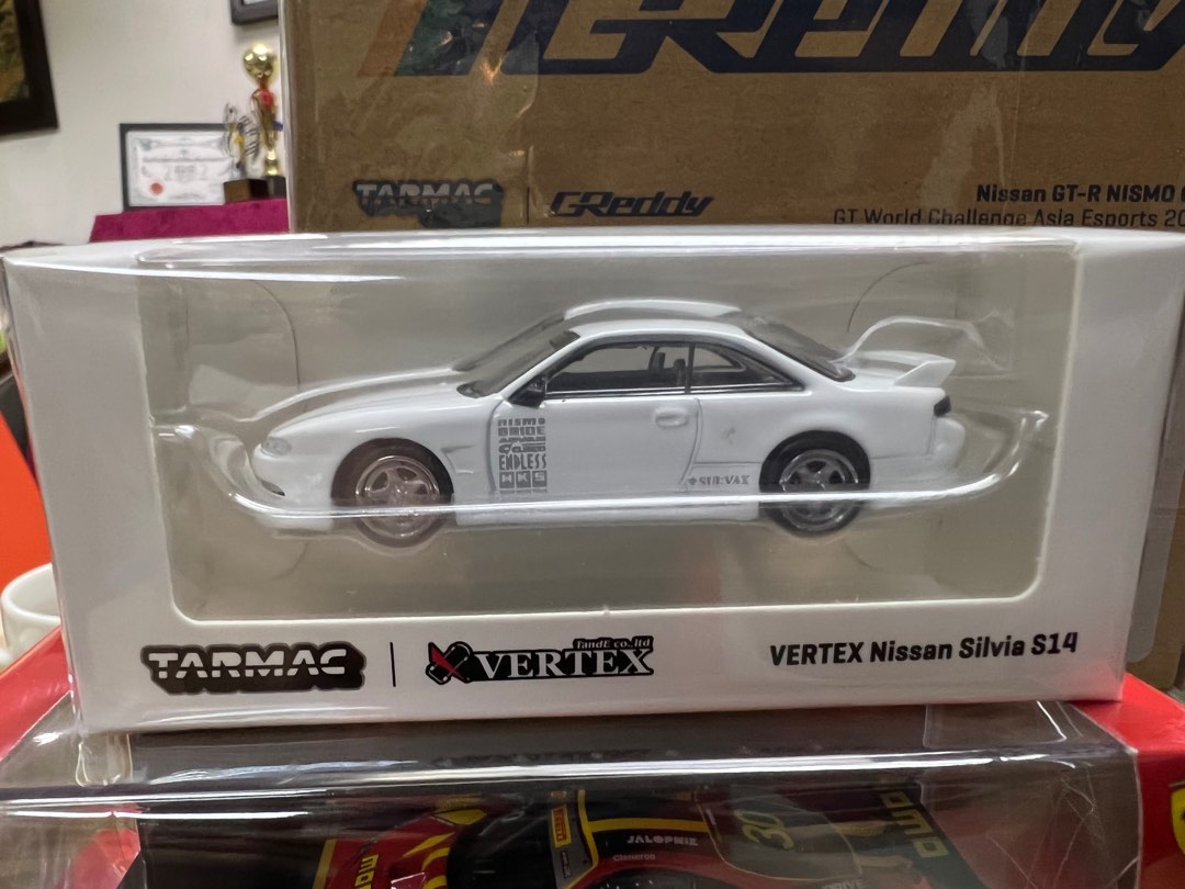 TARMAC WORKS1 64 日産VERTEX S14シルビア チェイスカーTARMAC WORKS1 64 日産VERTEX チェイスカー  S14シルビア