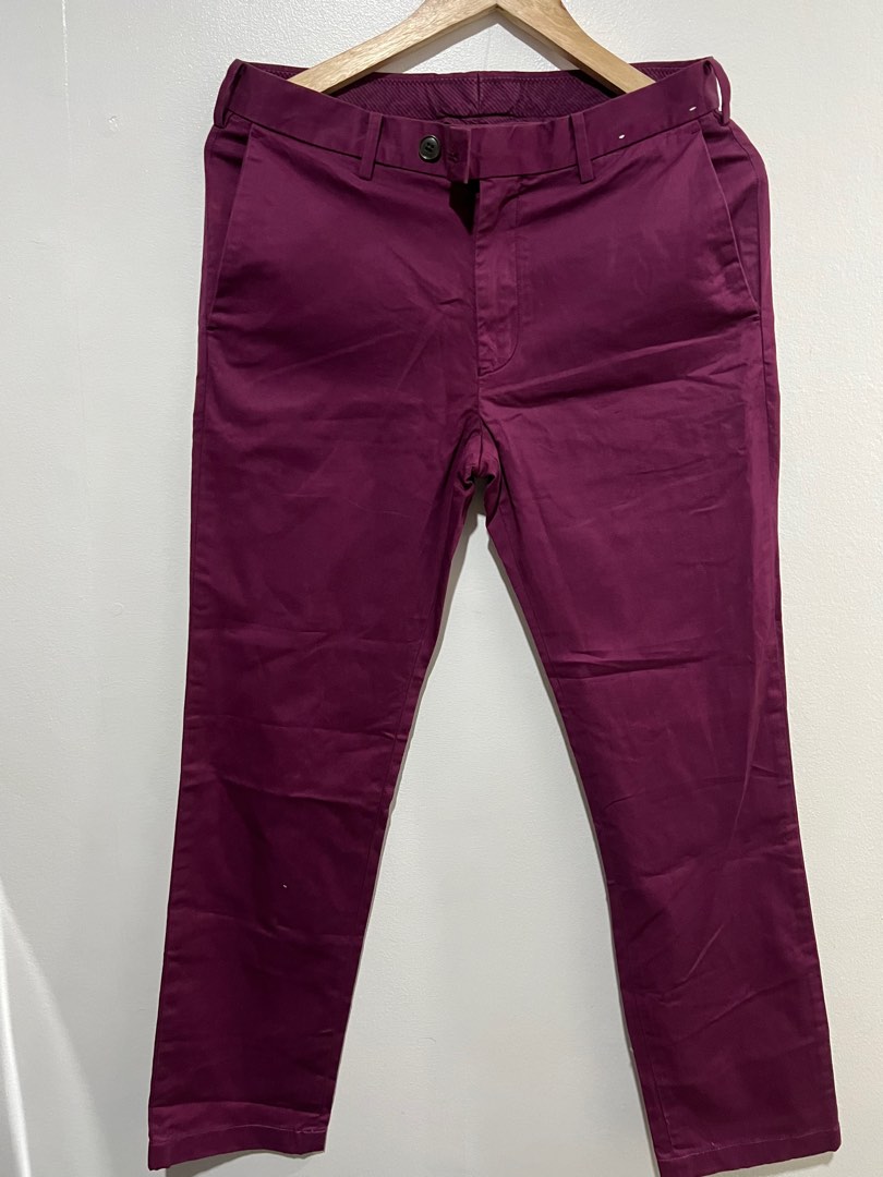 Uniqlo wine red chino pants, Men's Fashion, Bottoms, Chinos on Carousell