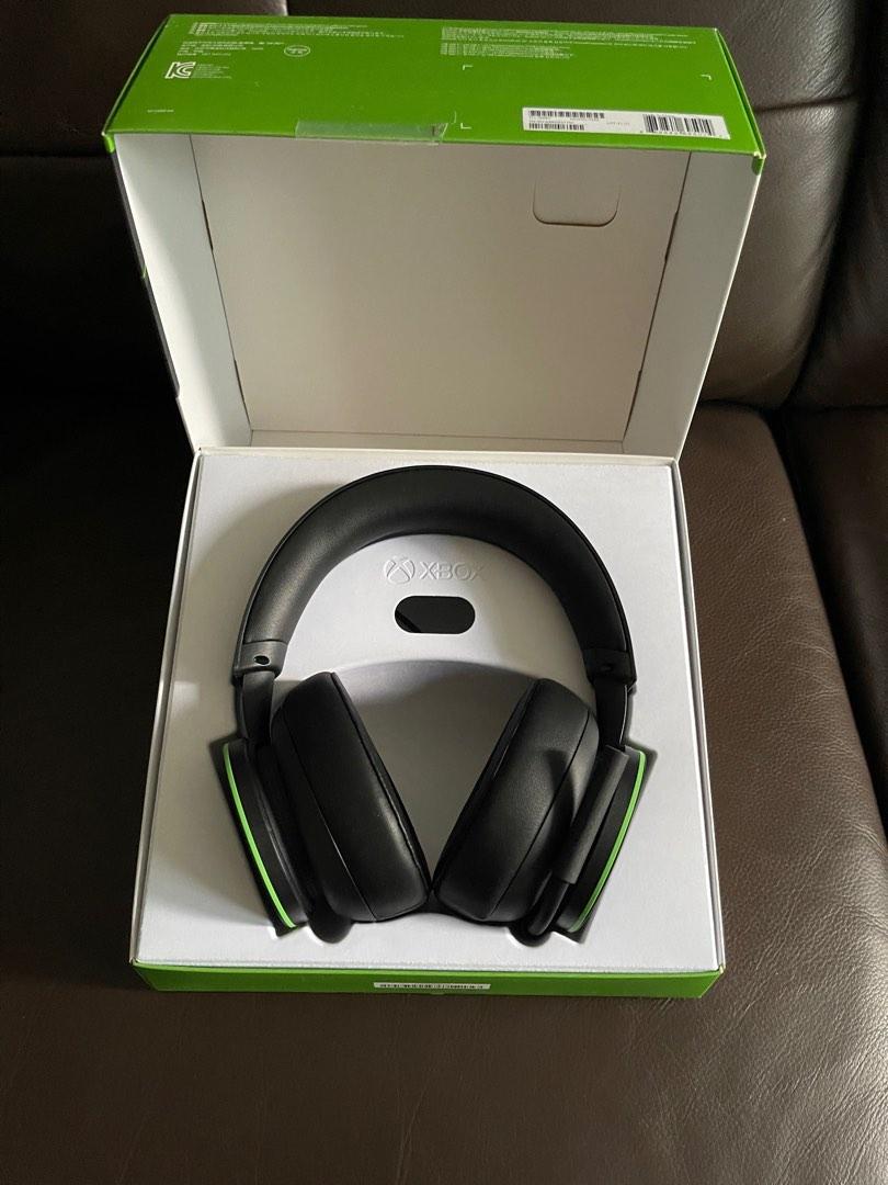 Xbox wireless headset, Audio, Headphones & Headsets on Carousell