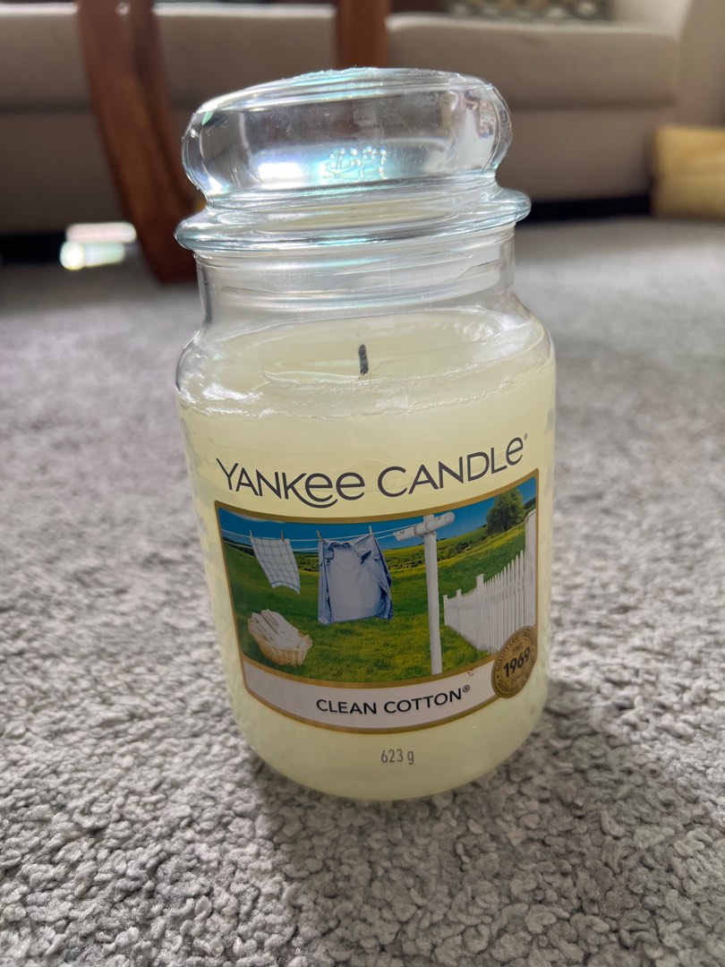 Yankee Candle (large) Clean Cotton, Furniture & Home Living, Home