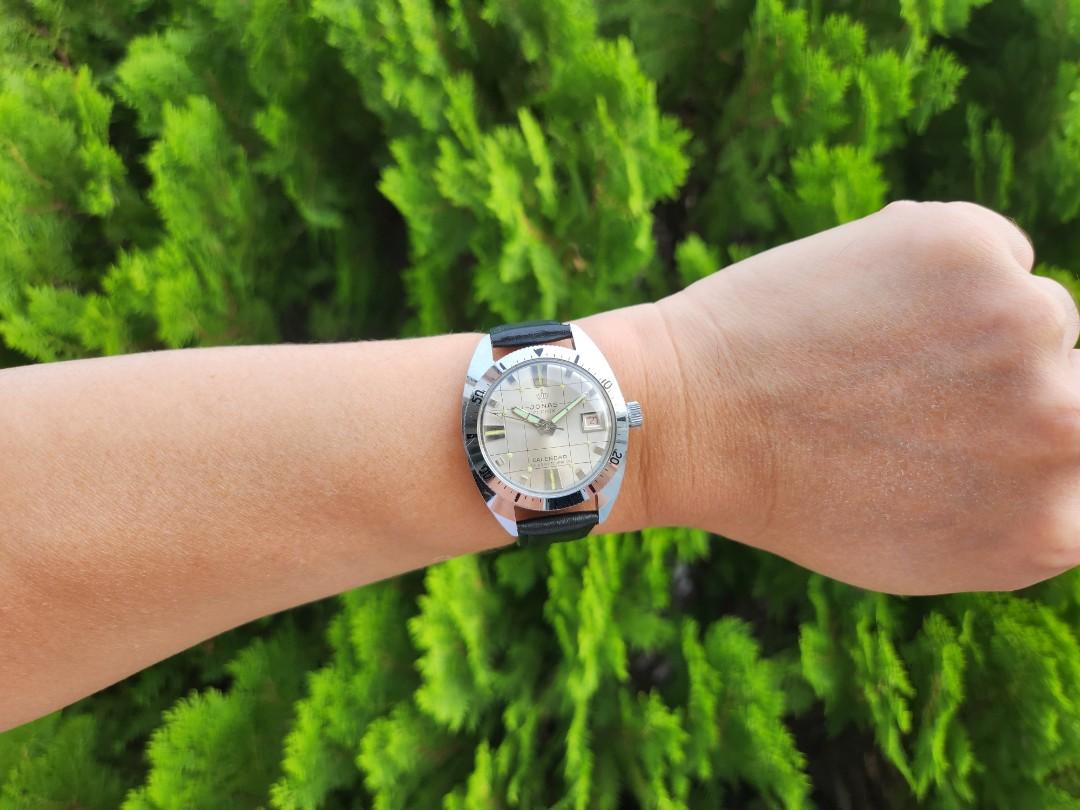 1960s style hotsell mens watches