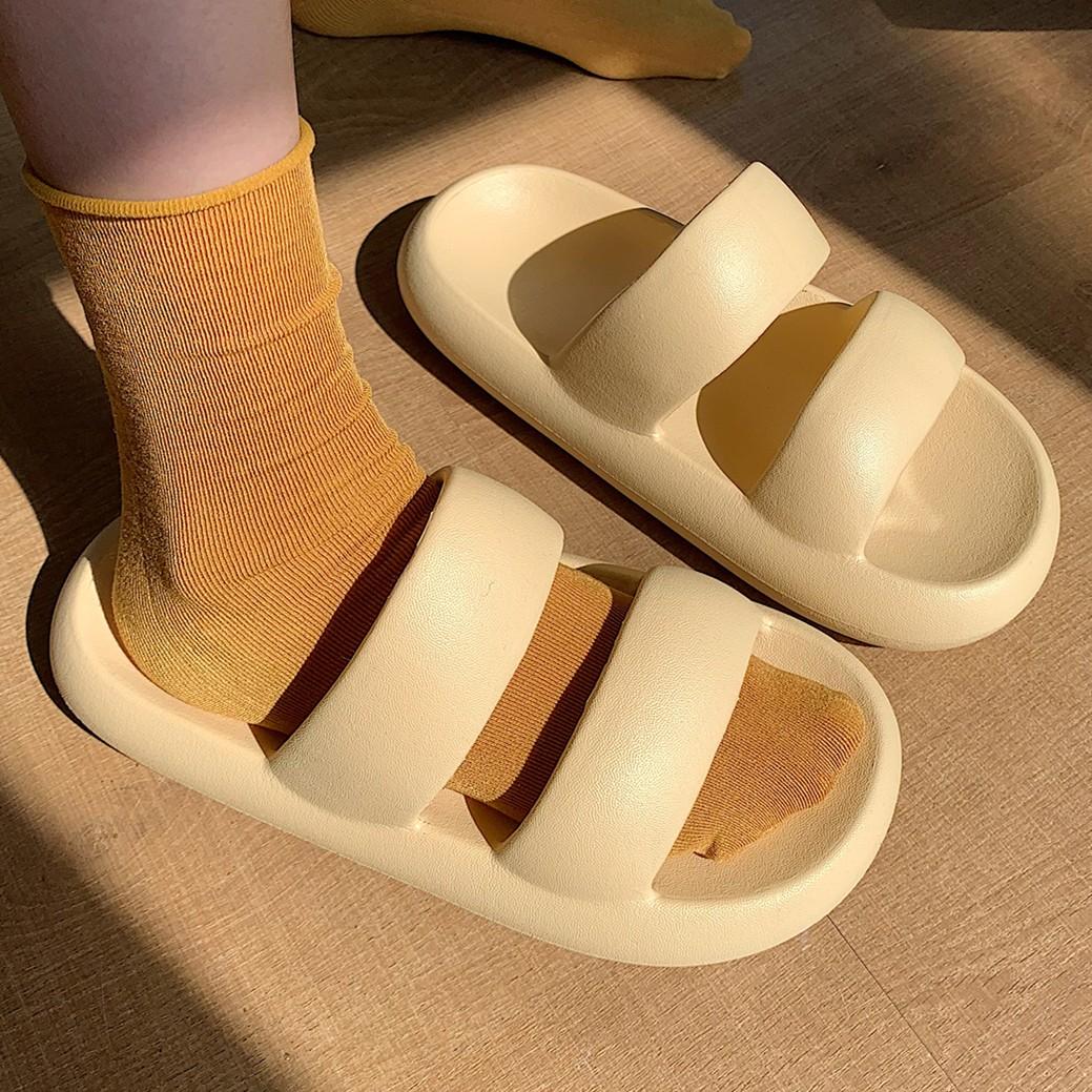 Puffy shop yeezy slippers