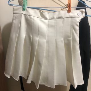 由 ootd__ (刊登 ID 1182366986，圖片 1) 提交，位於 的 (類別：)，說明：。