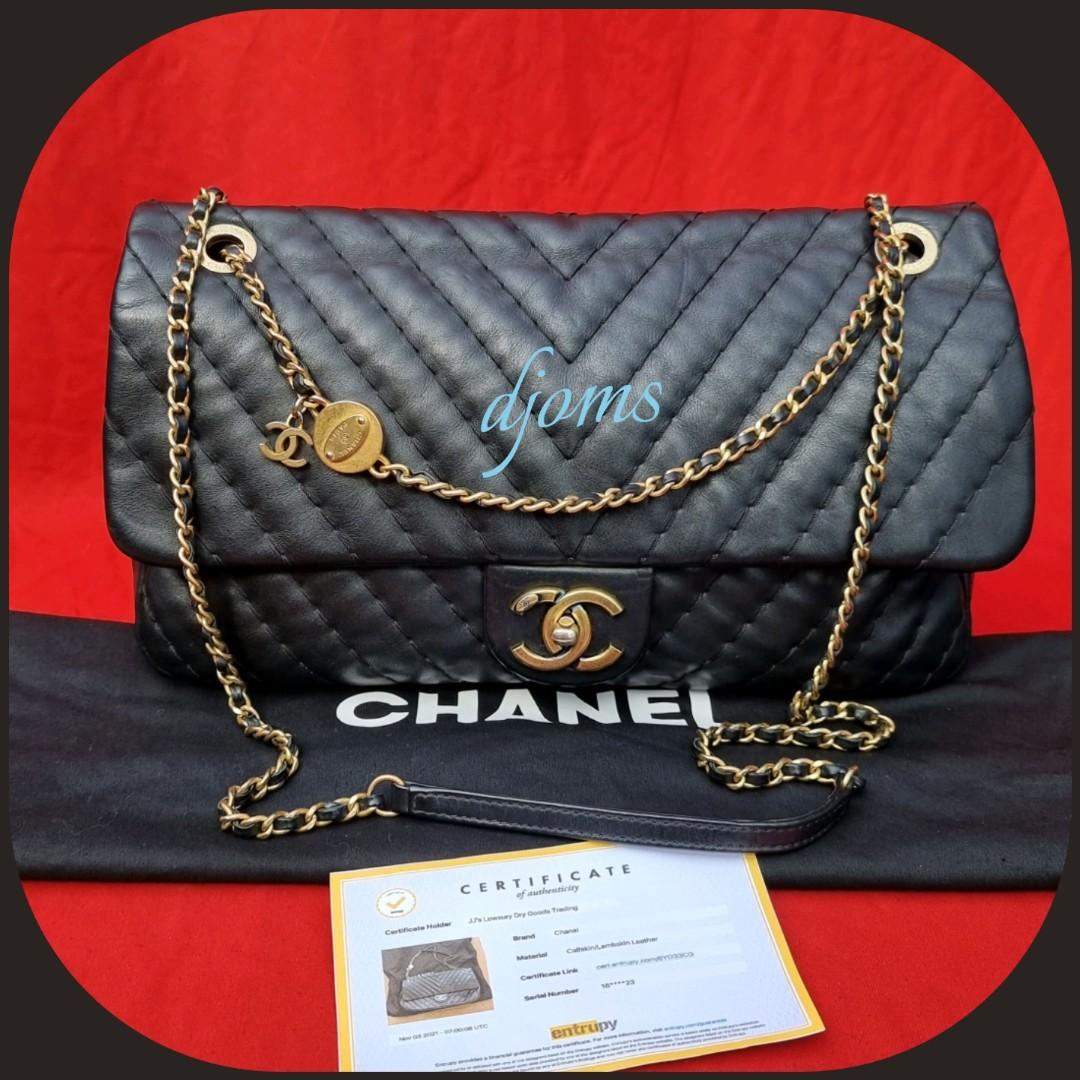 Chanel Medallion Tote, Luxury, Bags & Wallets on Carousell