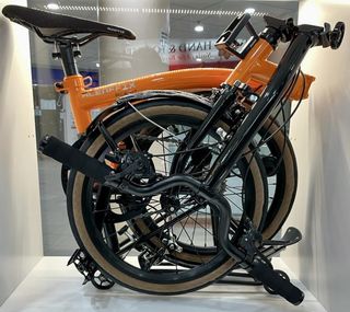 (Category: ) located in . Submitted by jse.cycles (Listing ID 1182366980, Image 1). Description: .