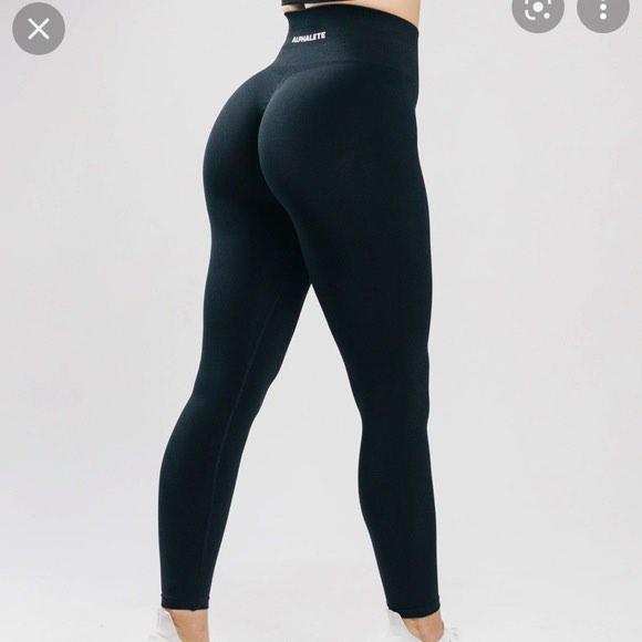 Alphalete Amplify Leggings Utility Grey, Women's Fashion, Activewear on  Carousell