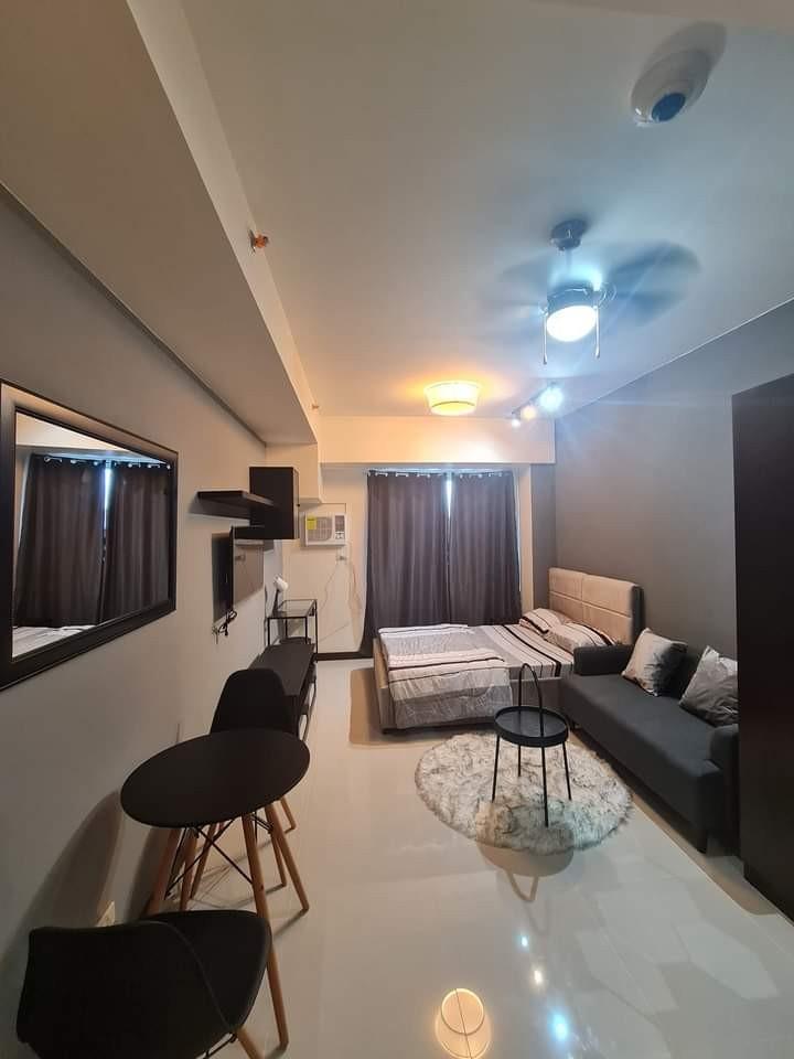 Axis Residences Condo for Rent in Boni Pioneer near BGC, Ortigas and
