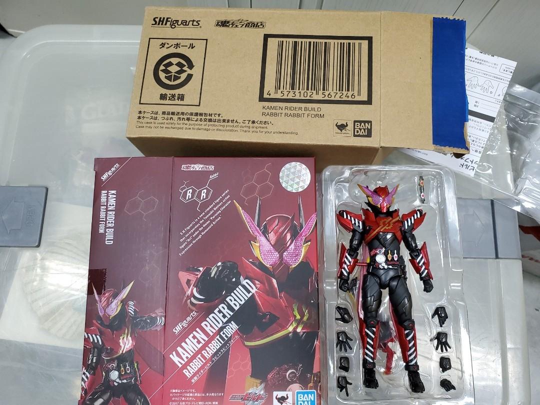 Bandai SHF 幪面超人 Build Rabbit Rabbit Form 雙兔形態, 興趣及遊戲, 玩具 & 遊戲類 - Carousell