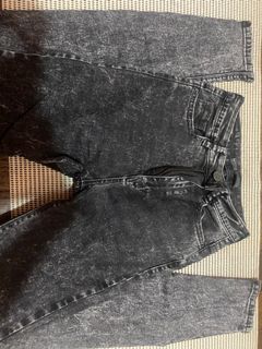 (Category: ) located in . Submitted by mcknzz (Listing ID 1182350617, Image 1). Description: .